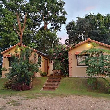Villa Tuscany Country Resort Suan Phueng Εξωτερικό φωτογραφία