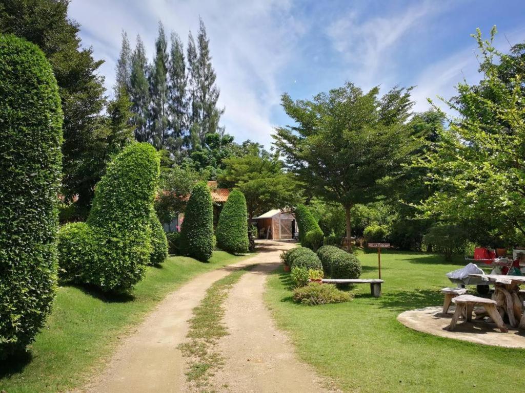 Villa Tuscany Country Resort Suan Phueng Εξωτερικό φωτογραφία