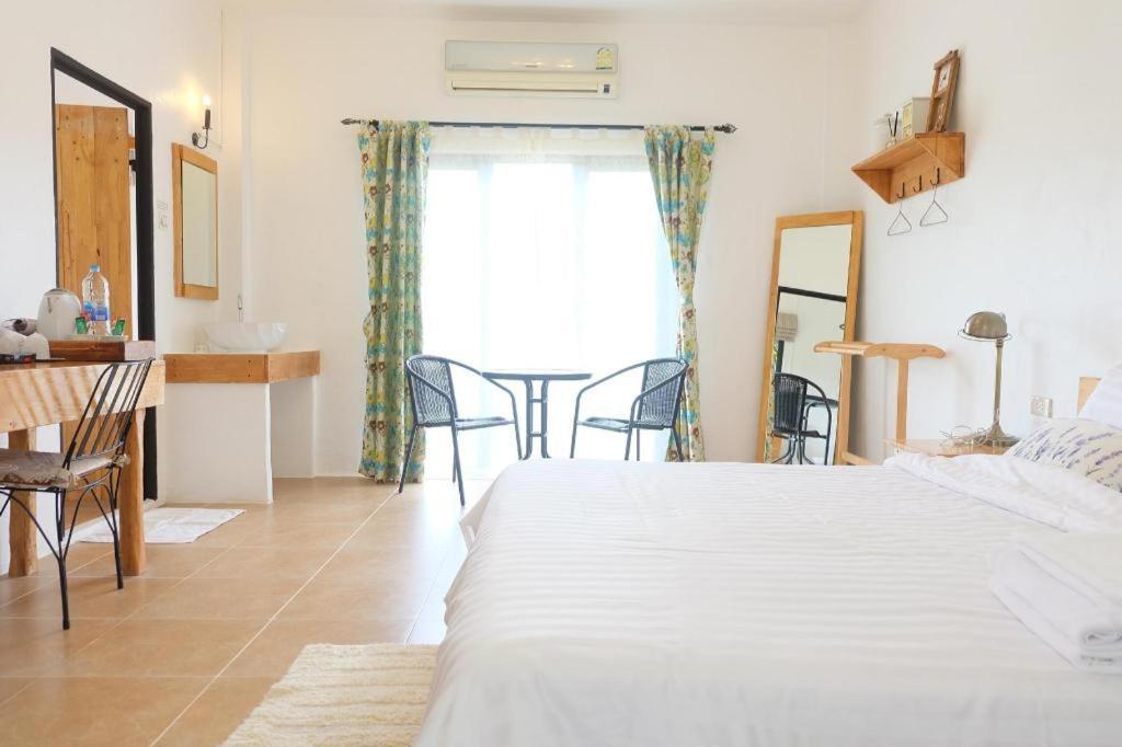 Villa Tuscany Country Resort Suan Phueng Εξωτερικό φωτογραφία