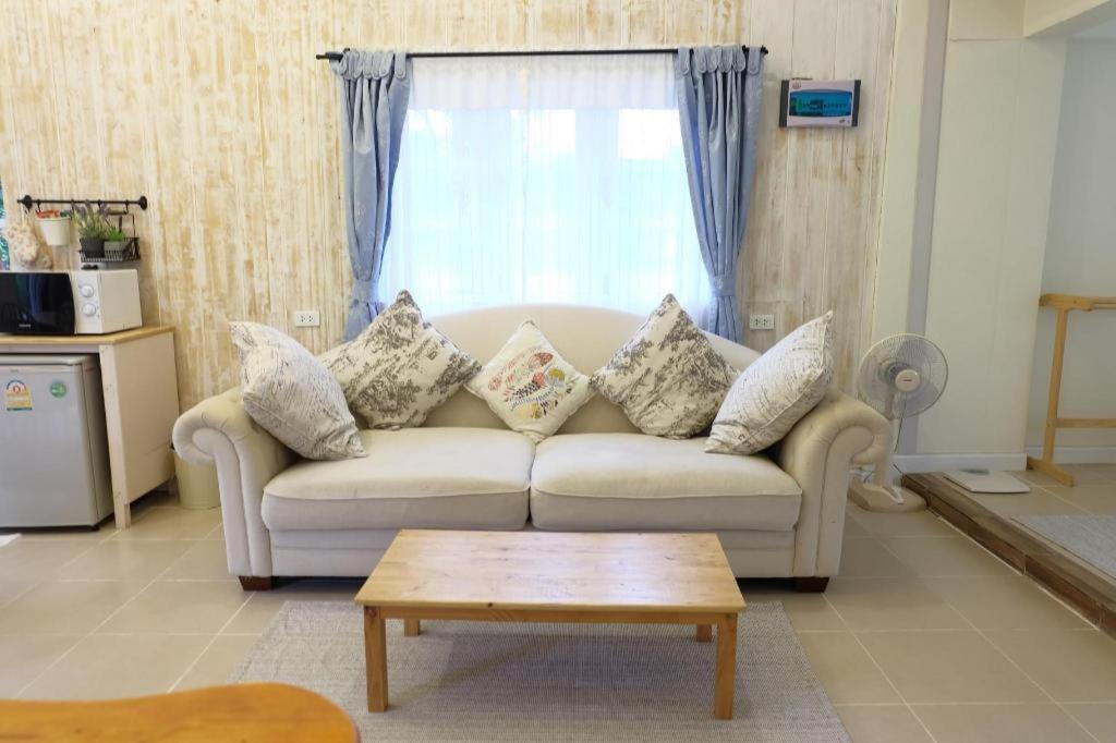 Villa Tuscany Country Resort Suan Phueng Εξωτερικό φωτογραφία