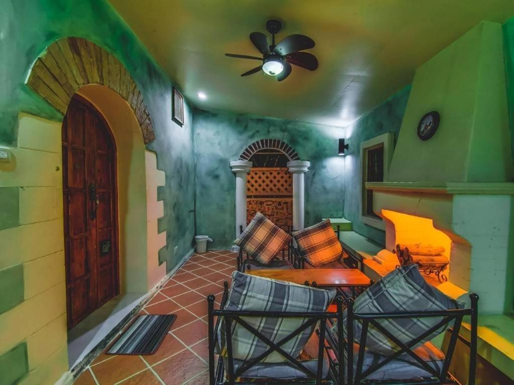 Villa Tuscany Country Resort Suan Phueng Εξωτερικό φωτογραφία