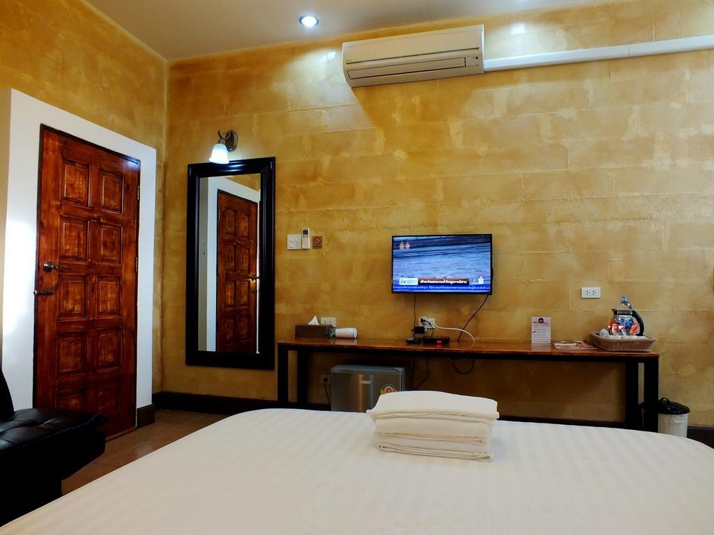 Villa Tuscany Country Resort Suan Phueng Εξωτερικό φωτογραφία